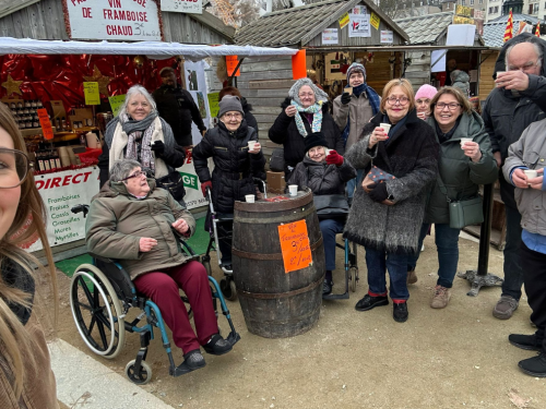 Les résidents au marché de Noël